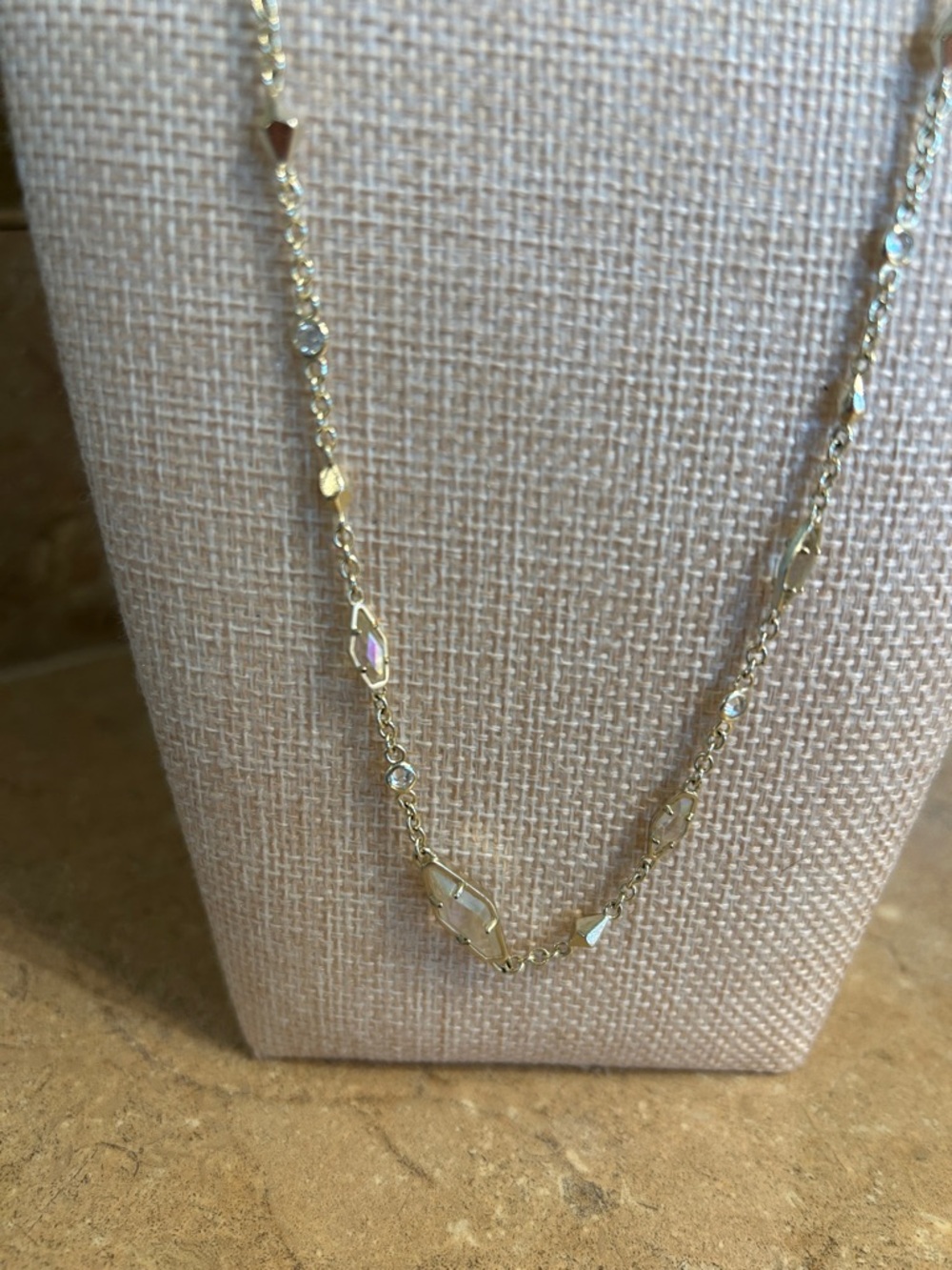 Kendra Scott Gold Adjustable Beaded Women's Necklace - Elegant Everyday Layering - Picture 3 of 3